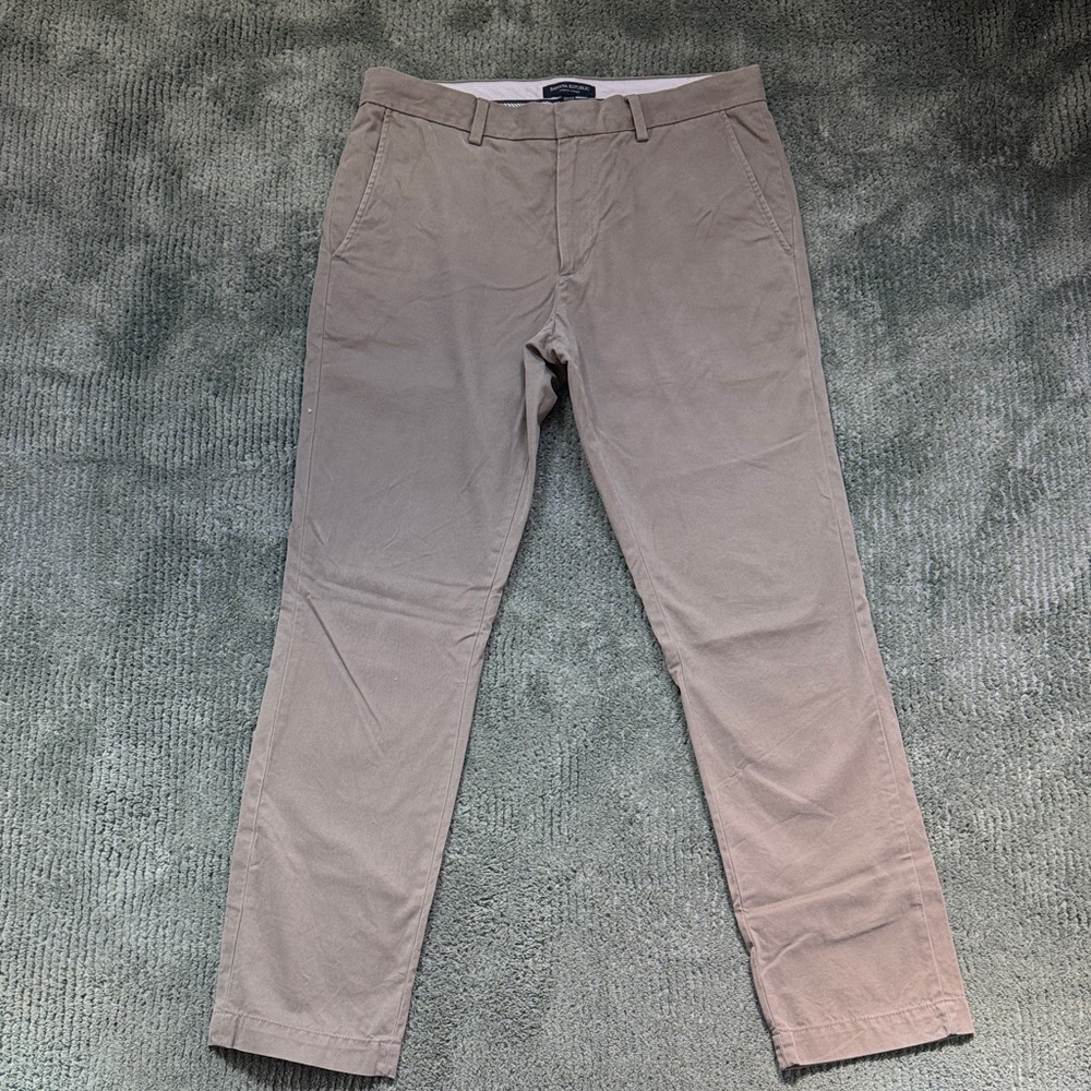 Banana Republic Men's Khaki Chinos